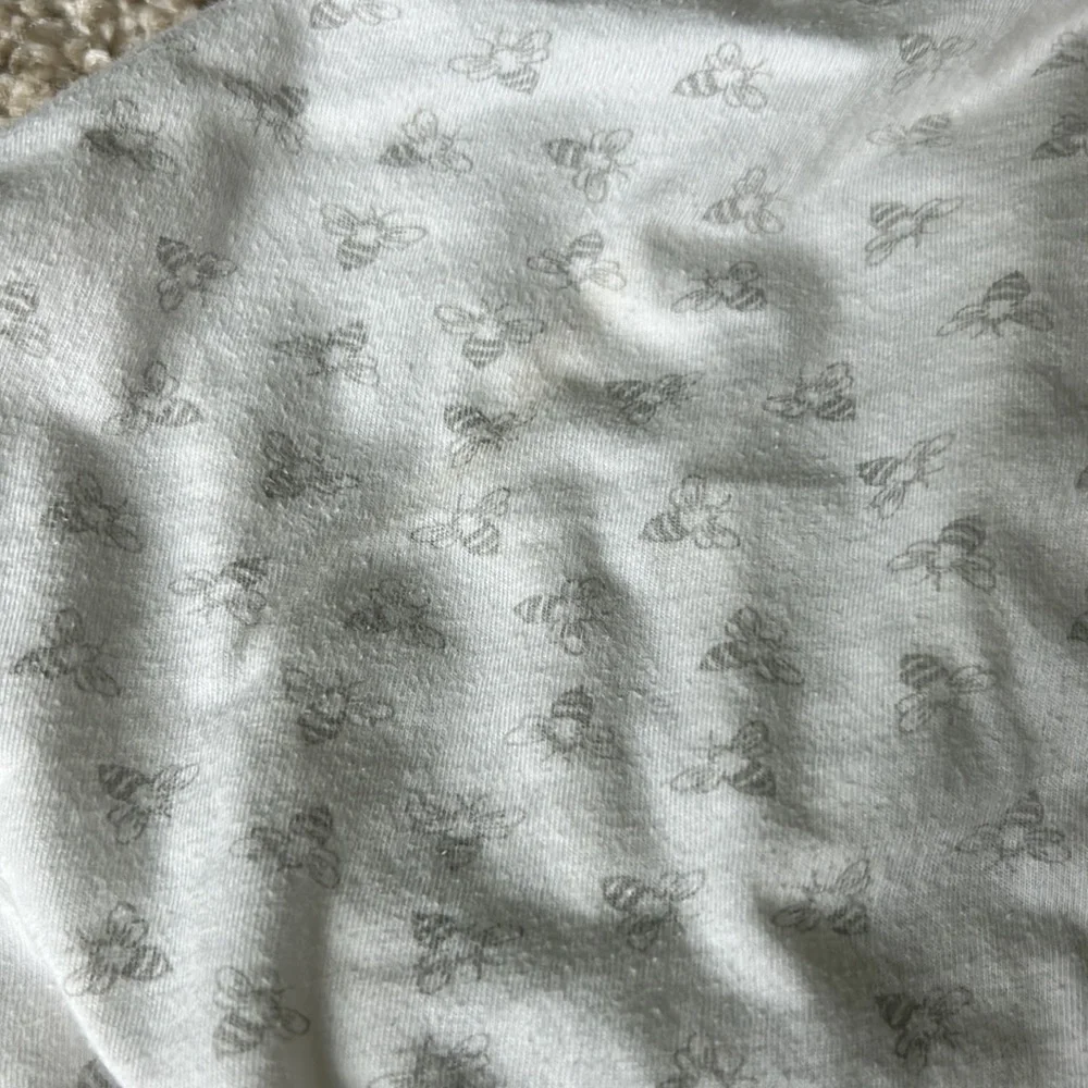 Burts Bees Bundle Bee Keeper Sleep Sack, Organic Crib Sheet & Onsie 6-12 Months - Picture 15 of 16